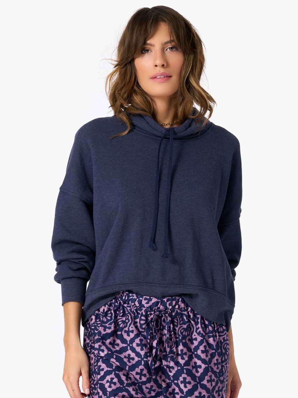 XiRENA Chase Sweatshirt Heather Navy Blue Size M Excellent
